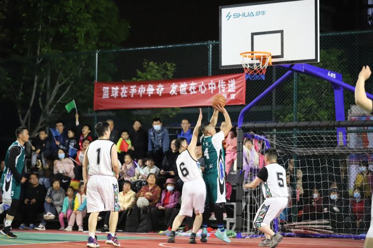 时代我们所